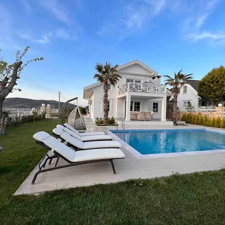White House Villa